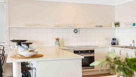 Absolute Beachfront Beauty - Pearl Beach - Hotel NSW 3