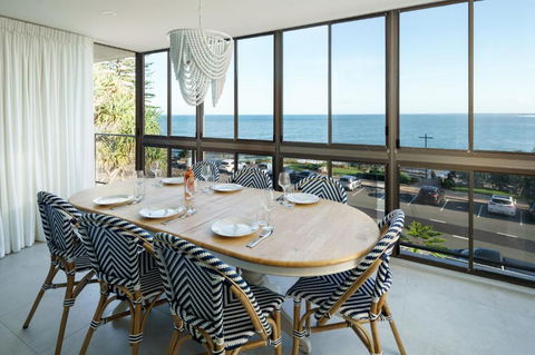 Absolute Beachfront Bliss On Kings Beach - Hotel NSW 0
