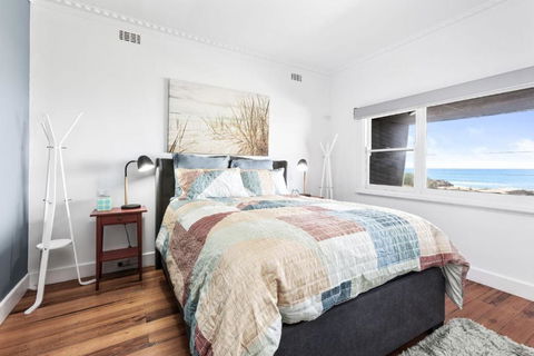 Absolute Beachfront Views Apollo Bay - Hotel NSW 3
