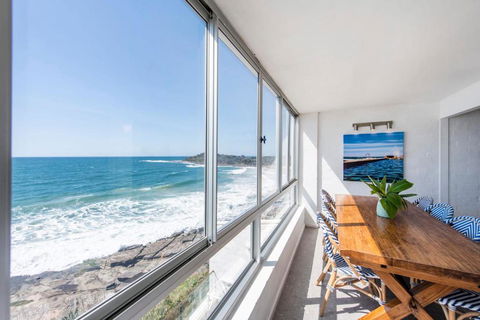 Absolute Oceanfront Yamba - Oceanstays - Hotel NSW 3