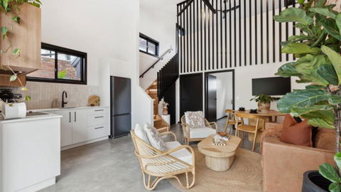 Accessible With Style! Sleeps 4, Pet - Friendly - Hotel NSW 1