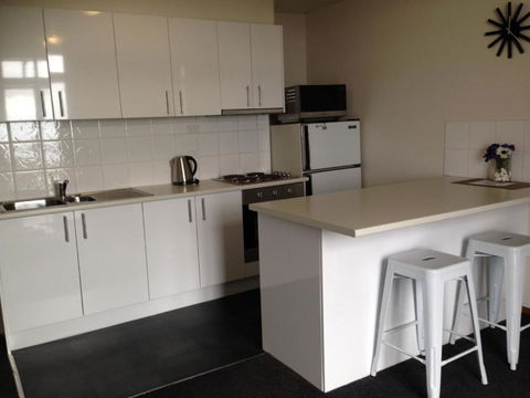 Accommodation Portland Victoria - Hotel NSW 1