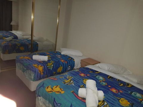 Accommodation Sydney - Kent Street Sydney CBD Top Floor 2 Bedroom Apartment With Balcony - Hotel NSW 0