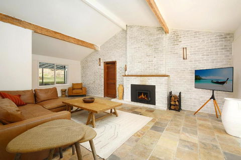 Acreage Estate -Ponies -Tennis Court -Spa - Hotel NSW 1