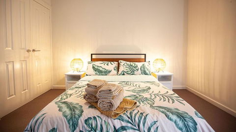 Adelong Secluded Beach House Linen Provided Bermagui - Hotel NSW 4