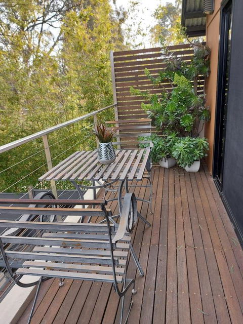 Adelphi Apartment 6 Riverview 2 BDRM Or 6A King Studio Riverview Both With Balconies - Hotel NSW 3