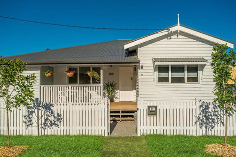 A Perfect Stay - Aditi - Hotel NSW 1