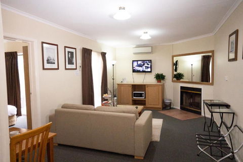 Admiralty Inn - Hotel NSW 1