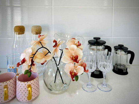 Adorable Modern 4 Br House WiFi & Parking - Hotel NSW 4