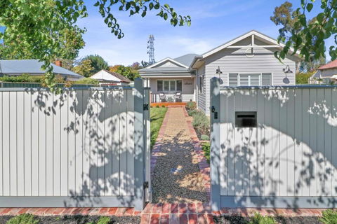 Ailsafield - Home In The Heart Of Mansfield - Hotel NSW 0