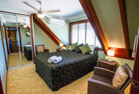 Ainslie Manor Bed And Breakfast - Hotel NSW 2