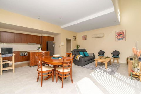 Absolutely Spacious APT Unit Between ANU And City - Hotel NSW 0