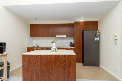 Absolutely Spacious APT Unit Between ANU And City - Hotel NSW 3