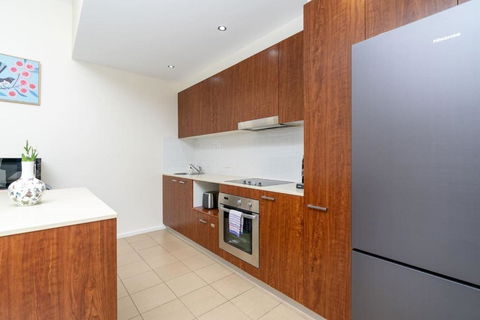 Absolutely Spacious APT Unit Between ANU And City - Hotel NSW 4