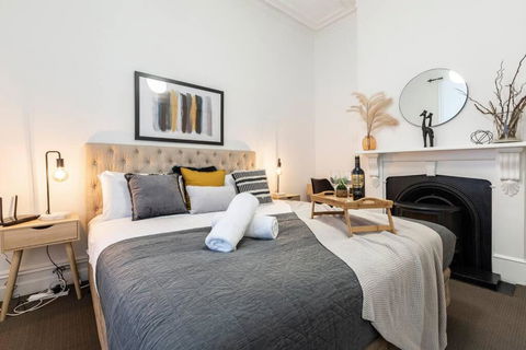 A Carlton Classic - Quaint Inner-City Getaway - Hotel NSW 1