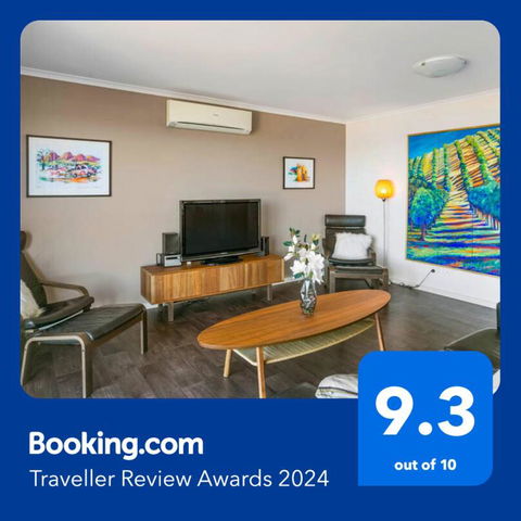 Absolute Waterfront Views And Kayaks - Hotel NSW 4