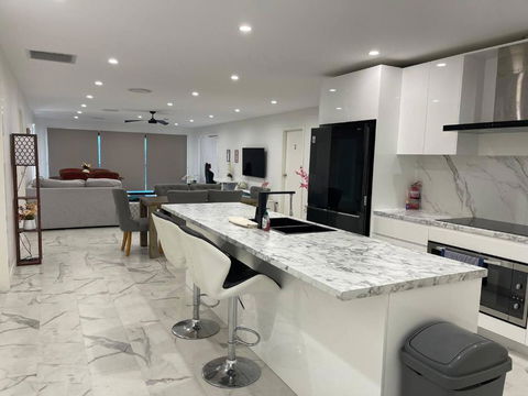 ABSOLUTE BEACHFRONT Port Stephens - Pindimar Beach House - Hotel NSW 2