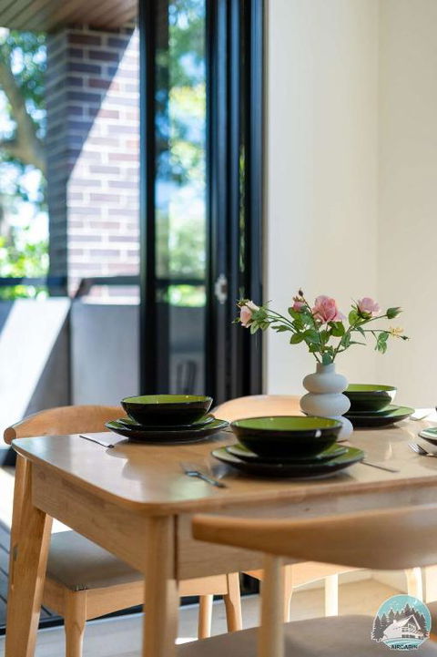 Aircabin - Five Dock - Stylish 2-Bed Apt Near Bay - Hotel NSW 4