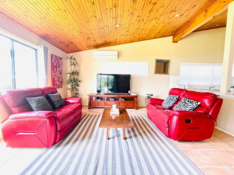 Aircabin - Tuggerawong - Lake Front - 3 Beds House - Hotel NSW 2