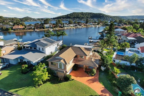 Aircabin - Woy Woy - Water Front - 6 Beds Lux Home - Hotel NSW 3