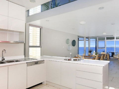 Albatross - Hotel NSW 3
