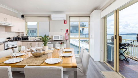 Alcheringa - Units 3 & 4 32 Sandy Point Rd - Hotel NSW 2
