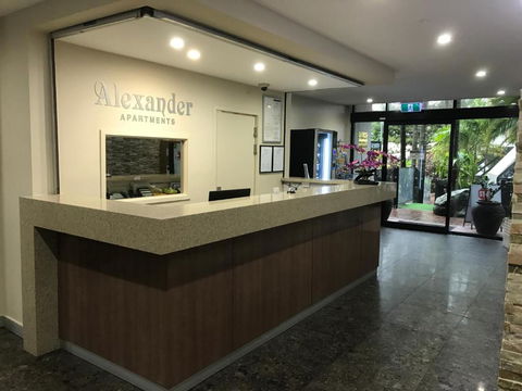 Alexander Holiday Apartments - Hotel NSW 2