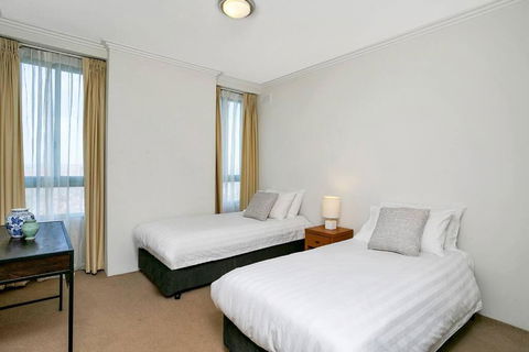 ALF49-Huge 2BR Penthouse Style, Great Water Views - Hotel NSW 4
