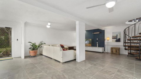 All Of Bribie Islands Highlights At Your Door Step - Hotel NSW 3