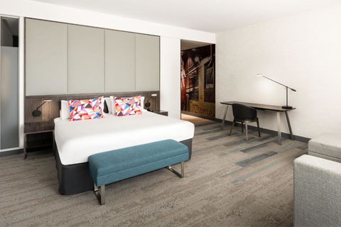 Aloft Perth - Hotel NSW 4