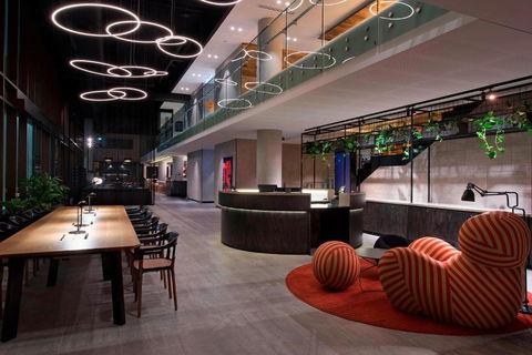 Aloft Perth - Hotel NSW 2