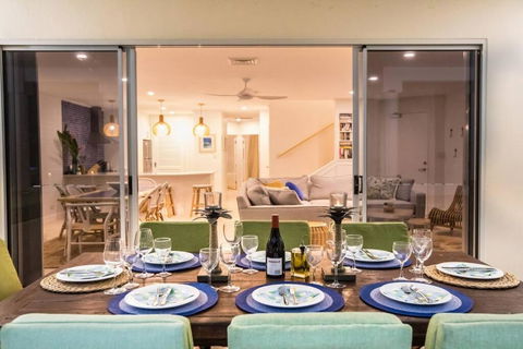 Amaroo Villa - Absolute Beachfront Port Douglas - Hotel NSW 1
