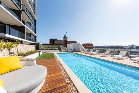 Amazing 2BR Delicate Apt, 1min To Train Station - Hotel NSW 0