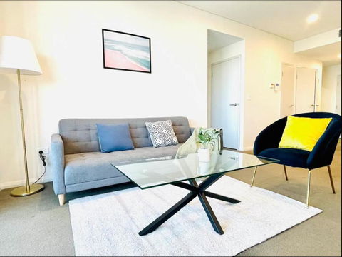 Amazing City View 2 Bedroom Condo 1 Min Station - Hotel NSW 4
