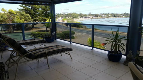 Ambience Apartments Penthouse - Hotel NSW 3