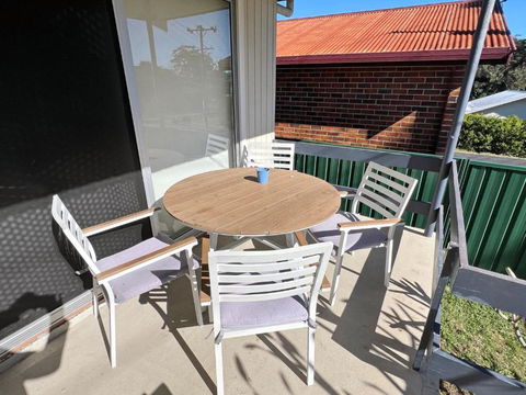 Amble Inn - Bring Your Own Linen - Hotel NSW 1
