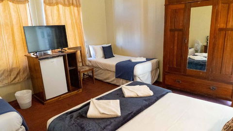Anchorage Seafront Hotel - Hotel NSW 4