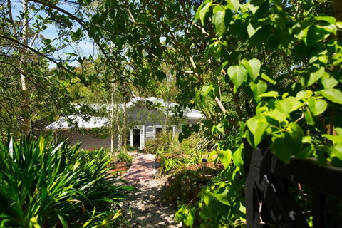 Annecy House - Hotel NSW 4