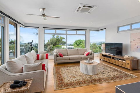 Aires Coastal Beach House Luxury With Ocean Views - Hotel NSW 0