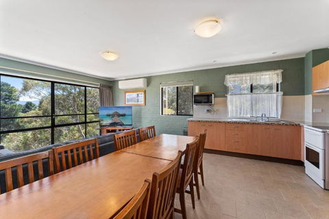 Alpine Mountain View 18 - 4BR L Mountain Views L Swimming Pool L Air-Con L WiFi - Hotel NSW 1