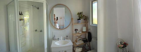 Amamoor - Living Waters - Hotel NSW 3