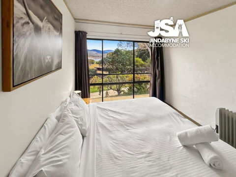 Alpine Mountain View Kirwan 10 - Hotel NSW 4