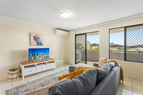 Albion Convenient Hideaway With Parking & Balcony - Hotel NSW 0
