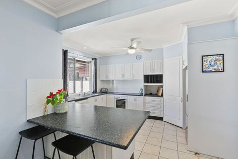 Anzac Cottage - Hotel NSW 3
