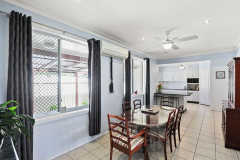 Anzac Cottage - Hotel NSW 4