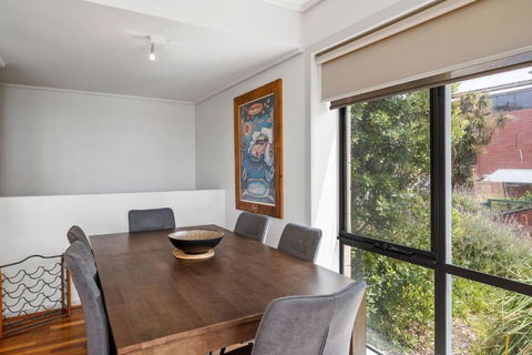 Apartment 5 Pacific Apartments - Hotel NSW 4