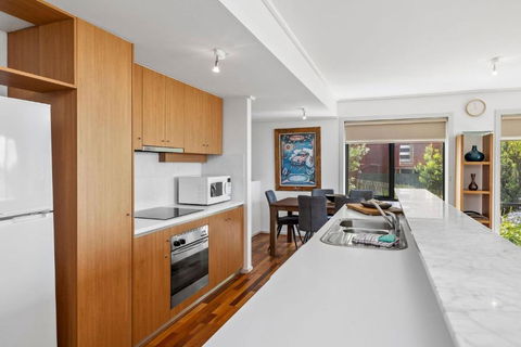Apartment 5 Pacific Apartments - Hotel NSW 3