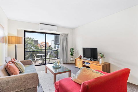 Apartment With City Views In East Perth - Hotel NSW 0