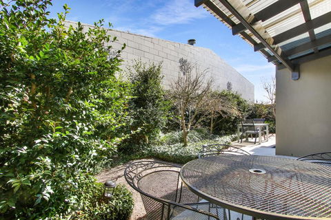Apartments On Church - Unit 7 - Hotel NSW 3