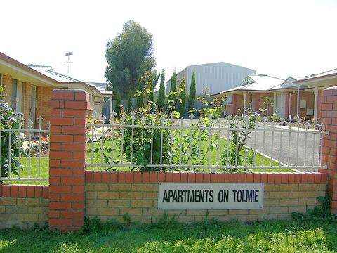 Apartments On Tolmie - Hotel NSW 1
